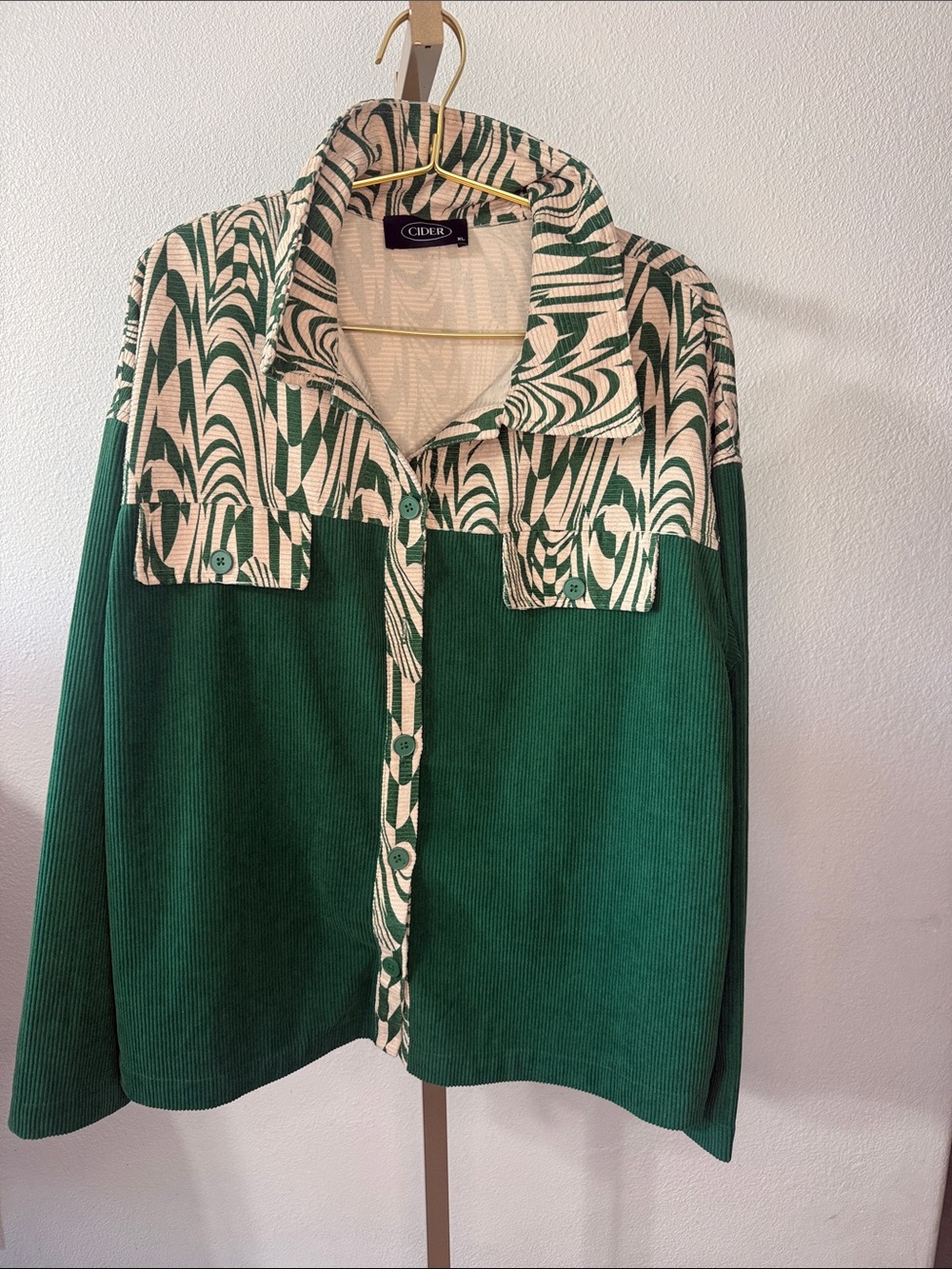 Cider- Green & Cream Patterned Collared Jacket- size XL